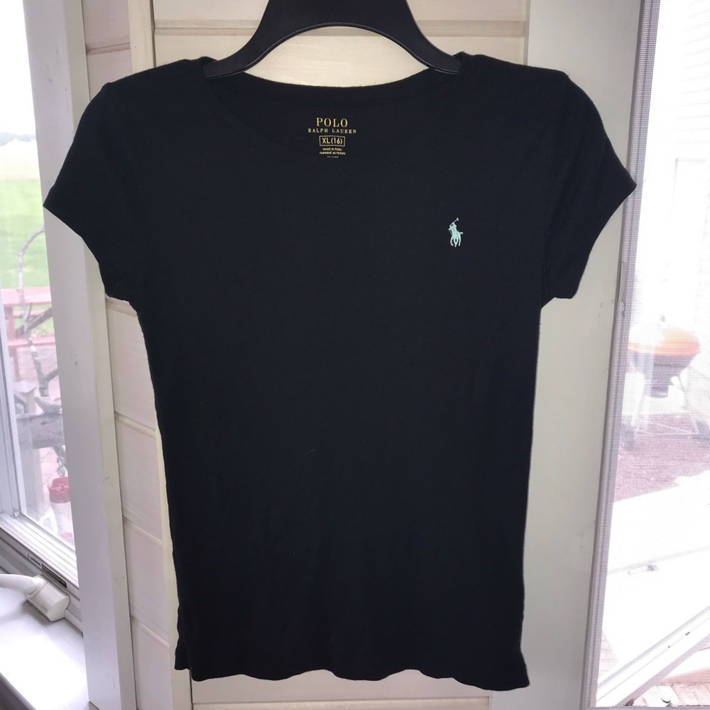 Polo T-Shirt.